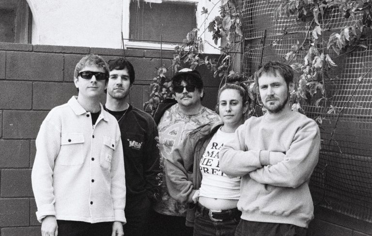 Militarie Gun share shimmering new single ‘World’s Away Burning’ with Mannequin Pussy