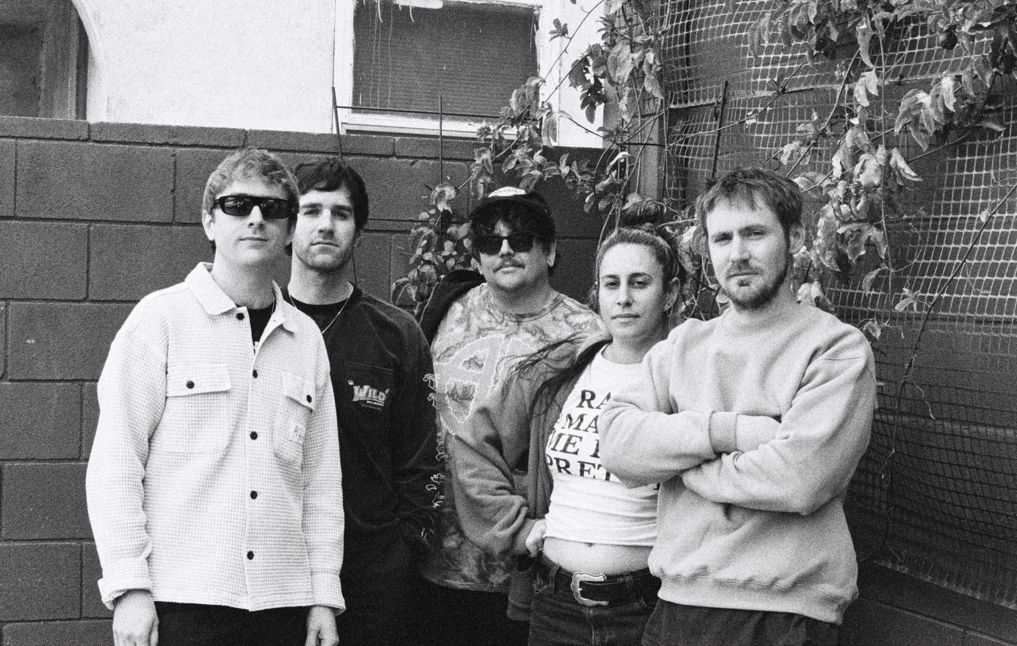 Militarie Gun share shimmering new single ‘World’s Away Burning’ with Mannequin Pussy