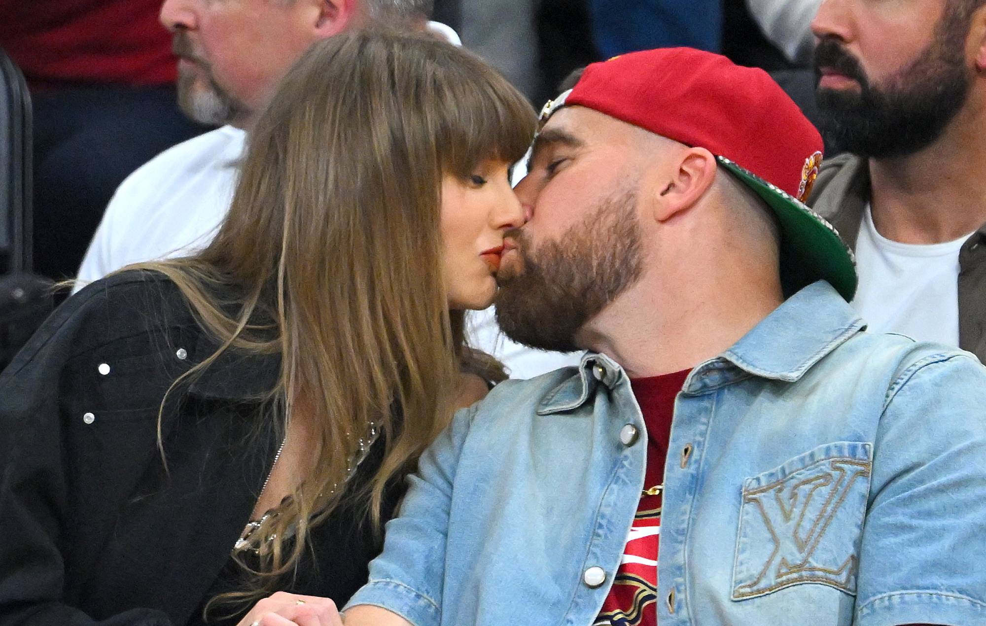 Taylor Swift and Travis Kelce are officially married