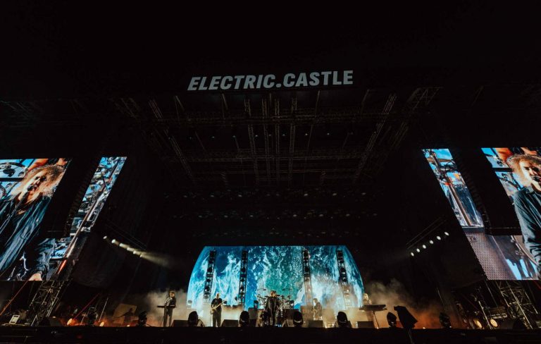 The Cure and Dogstar close out a weekend of magic and mayhem at Electric Castle 2026