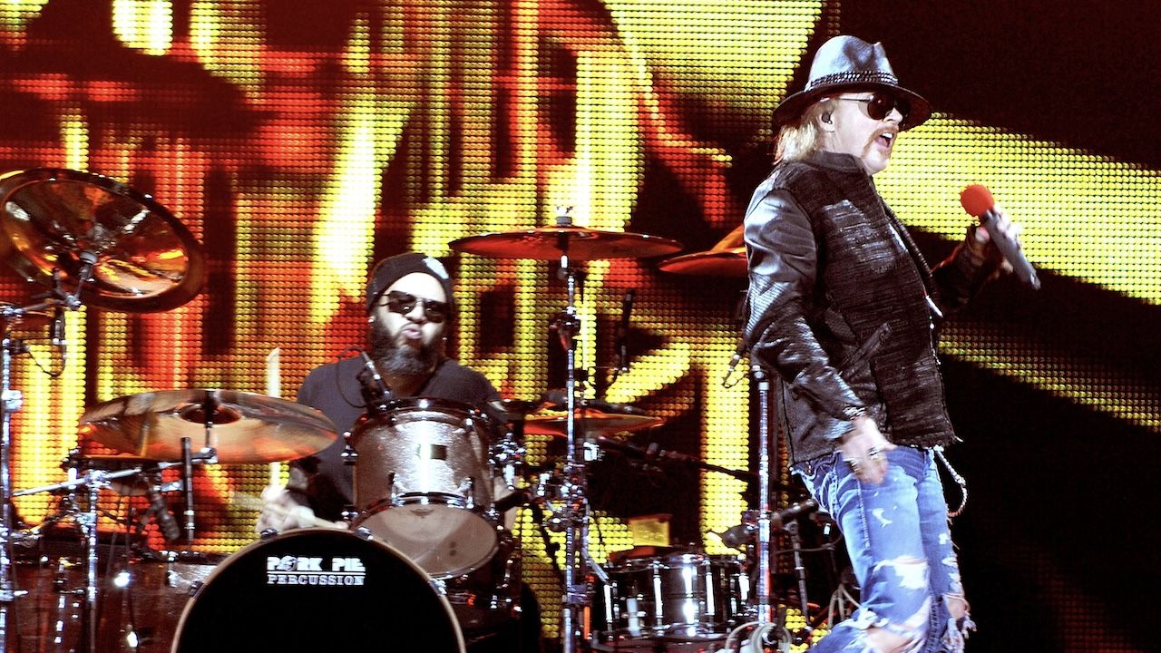 “The world thinks that he’s a scary, mean guy. And he’s the complete opposite.” Why former Guns N’ Roses drummer Frank Ferrer only has good things to say about Axl Rose, despite his surprise dismissal from the band in 2025