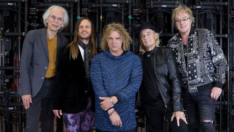 “I won’t keep it secret – I said the sleeve was better than the record. There have been a lot of headaches. I wanted to dispel that”: After a lacklustre album and the death of Chris Squire, Yes had a lot to prove