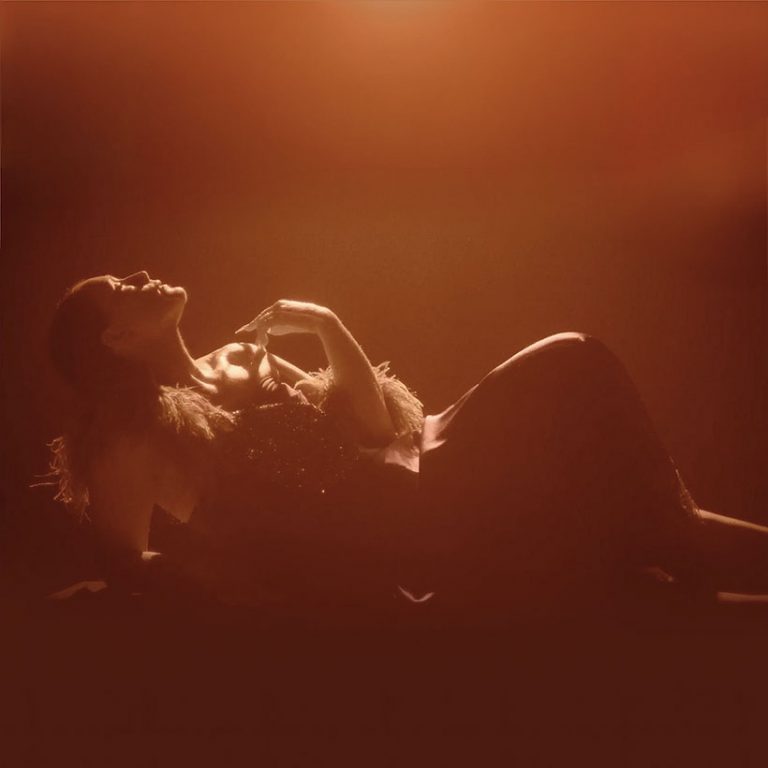 Jessie Ware Releases New Single ‘Sauna’