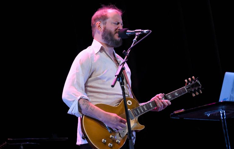 Watch Justin Vernon play entire set of Bob Dylan covers at Eaux Claires Festival