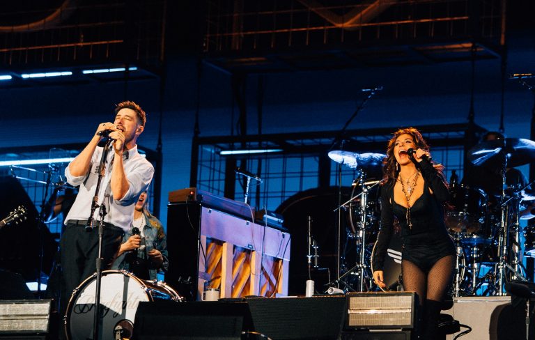Watch Mumford & Sons bring out surprise guests Shania Twain and Hozier at BST Hyde Park