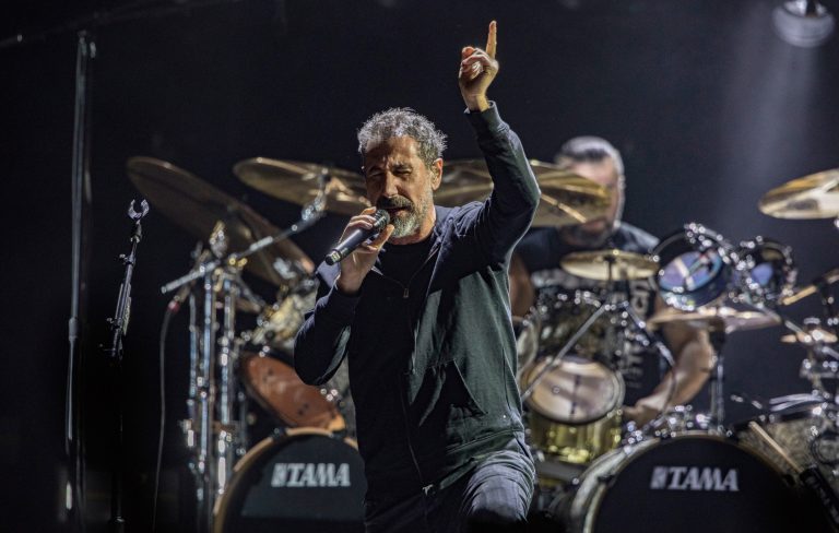 Watch viral footage of System Of A Down’s wild crowds in France
