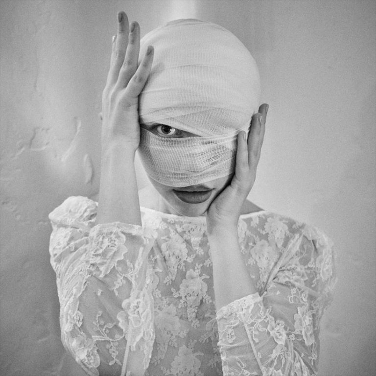 Mollie Elizabeth Releases New Single ‘Puppet Show’