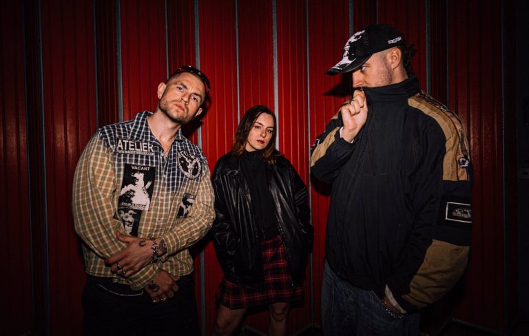Snayx kick off new era with melancholic summer anthem ‘Nice Day 4 It’