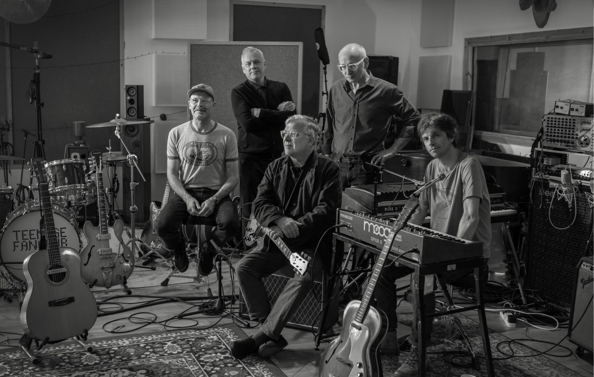 Teenage Fanclub announce new album ‘Do Not Dare To Dream’ with atmospheric single ‘Day In The Sun’