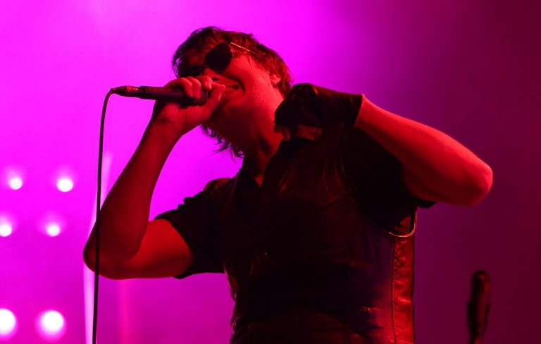 Watch The Strokes debut ‘Dine N’Dash’ as they launch ‘Reality Awaits’ at iconic Red Rocks
