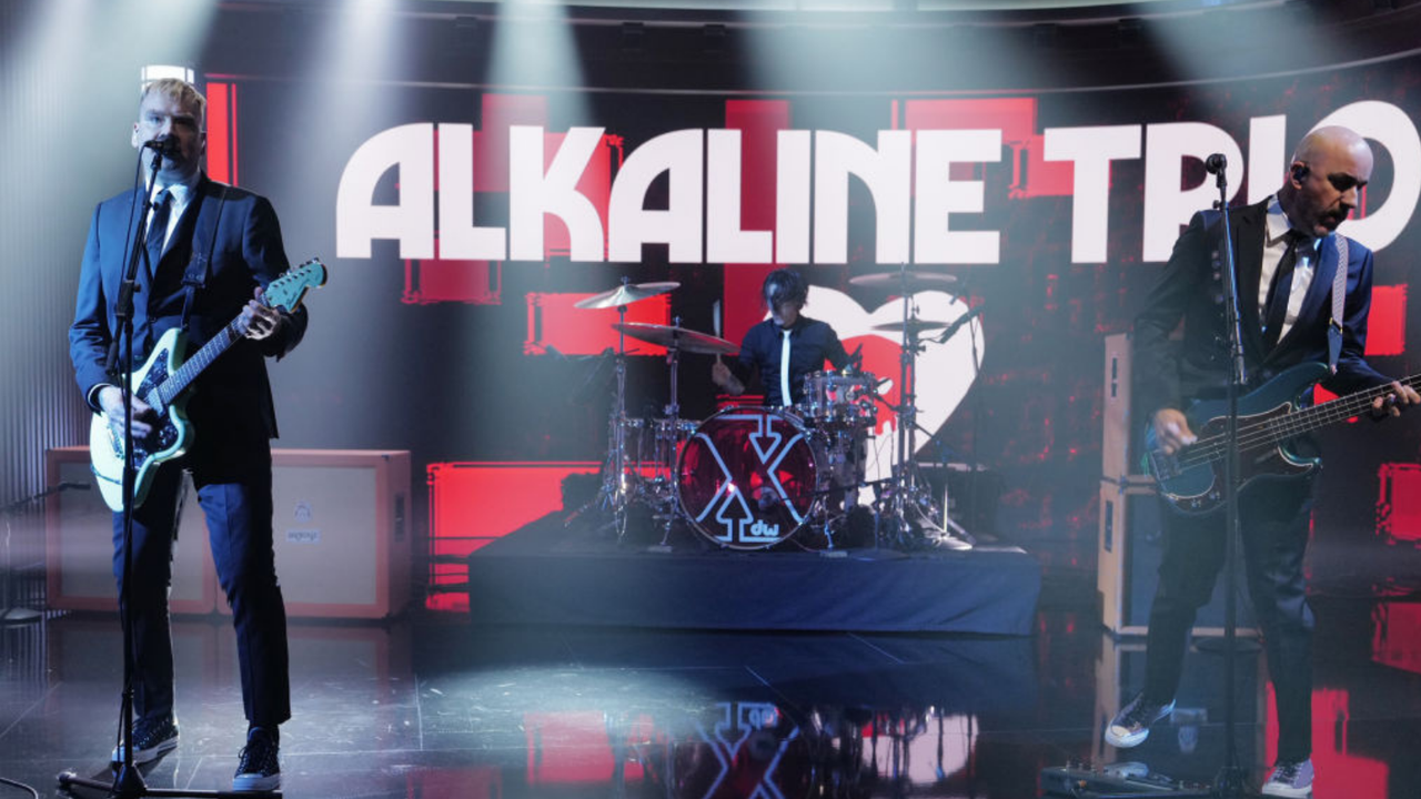 Alkaline Trio cancel UK tour at very last minute as frontman Matt Skiba can’t “walk, talk, play or sing” due to worsening medical issue