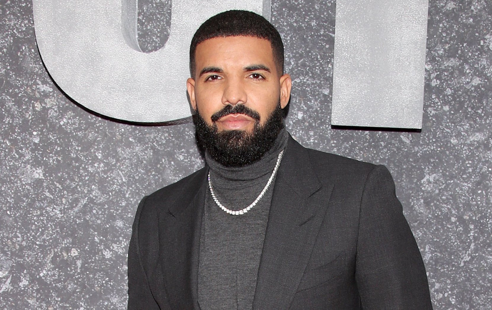 Drake Seemingly Sends More Shots At JAŸ-Z And Roc Nation