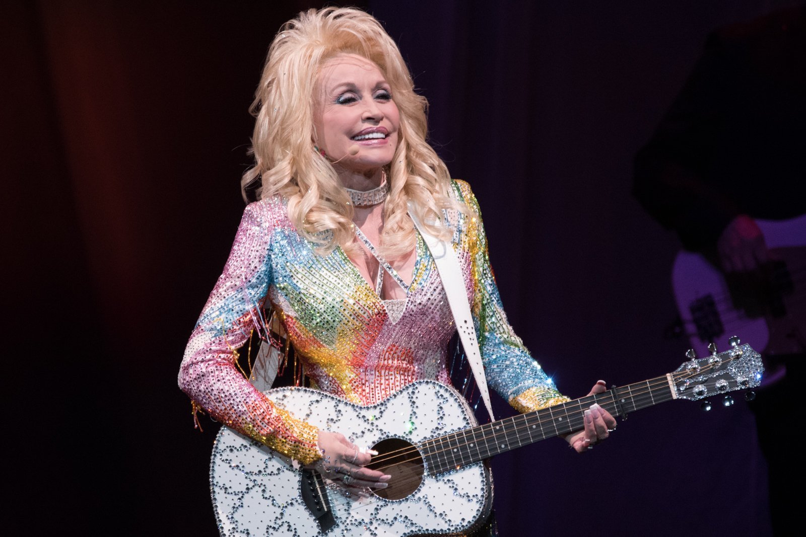 Beyoncé & Eminem Share Tributes To Dolly Parton