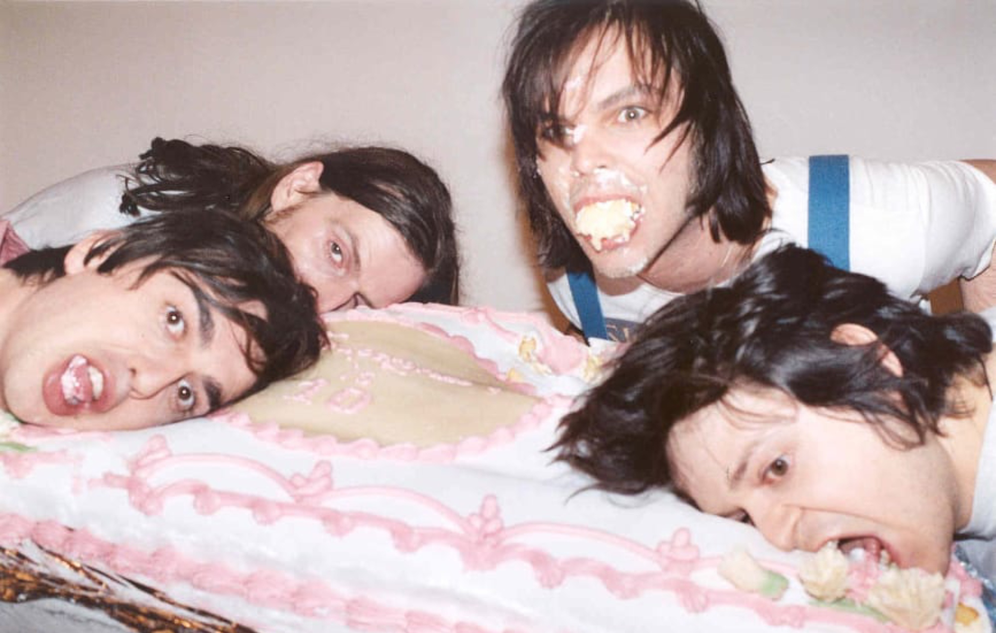 Supergrass to “pull out the hits and deep cuts” on 2027 UK tour