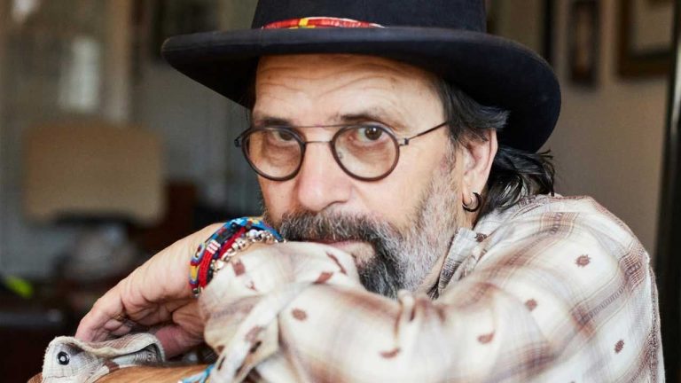 A rebel with a taste for booze, bad drugs and run-ins with the law: Nine Steve Earle albums you should listen to and one to avoid
