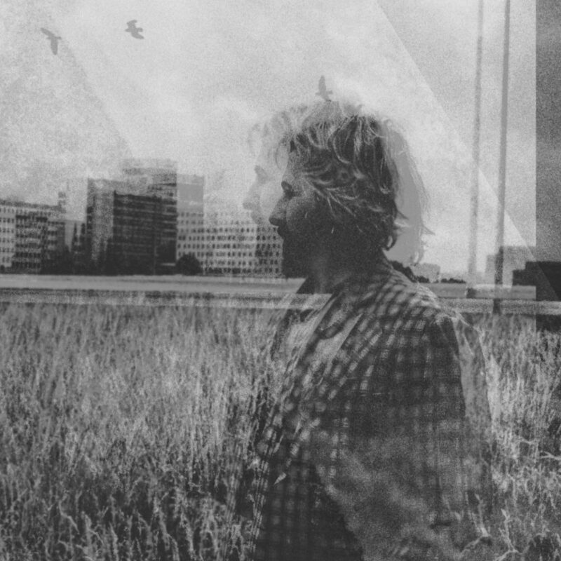 “Dissolving Like Clouds” — Berlin-based Post-Punk Artist Boris Kaplunovich Shares Video for “Tall Grass”