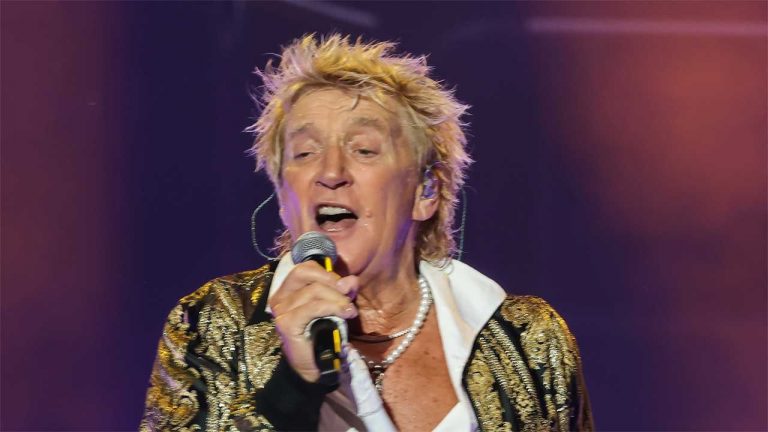 Rod Stewart cancels upcoming tour dates after undergoing heart surgery
