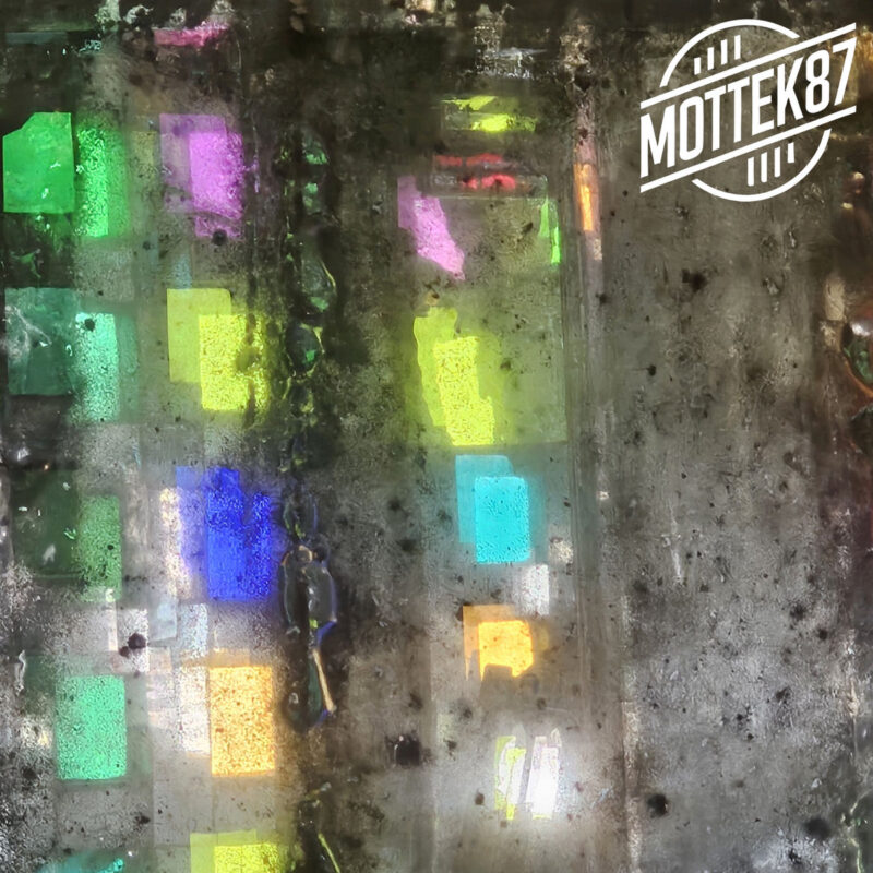 Duisburg Post-Punk Duo Mottek87 Examine What Progress Leaves Behind on “Kleinkunst” EP