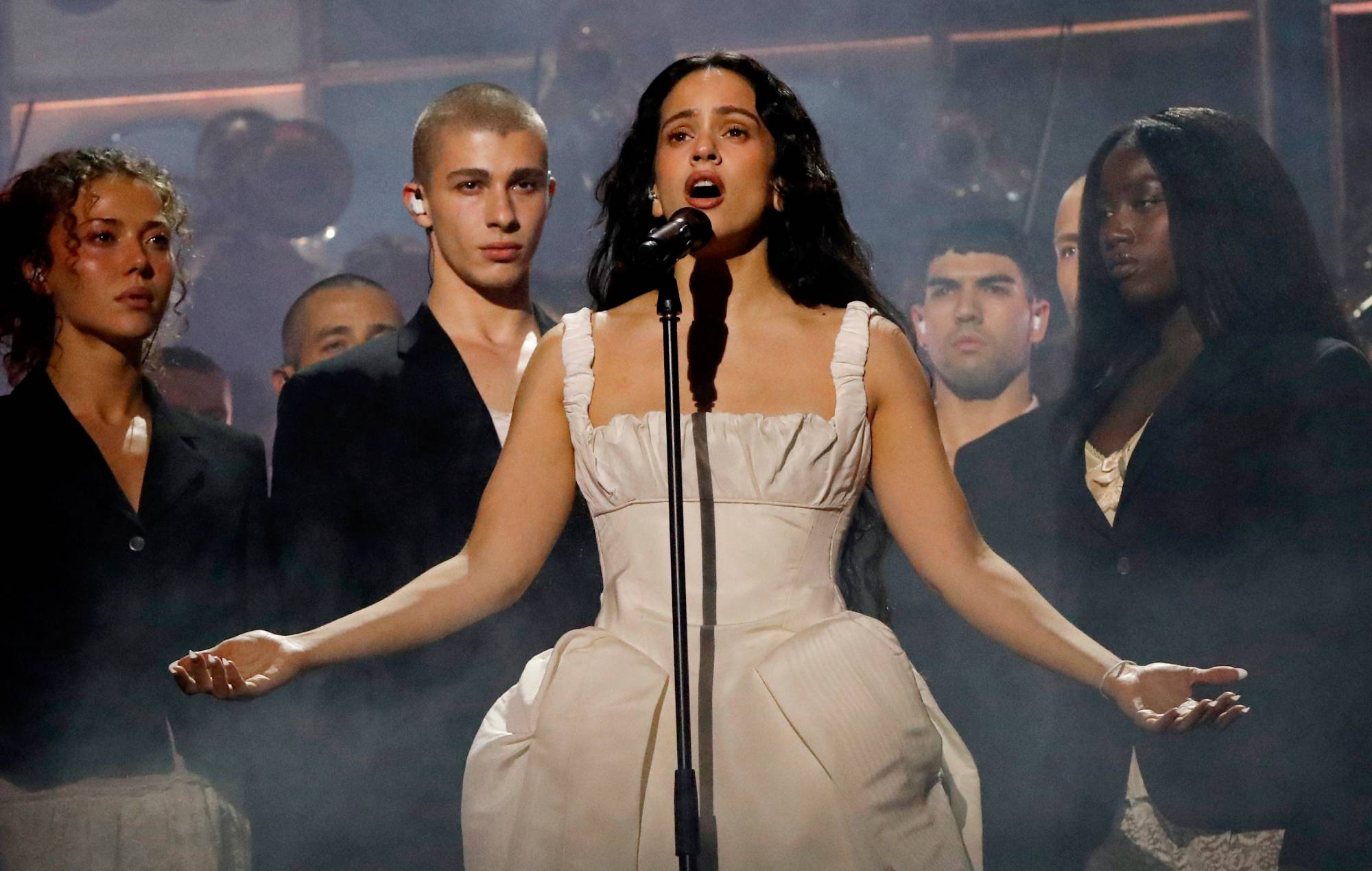 Watch Rosalía sing Bad Bunny’s ‘Safaera’ with tequila shot in Monterrey