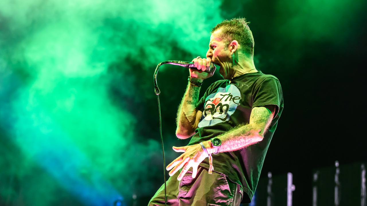 Lamb Of God are still setting the bar for live heavy metal as they crush it with an explosive, deceptively fun performance for Bloodstock’s 25th anniversary