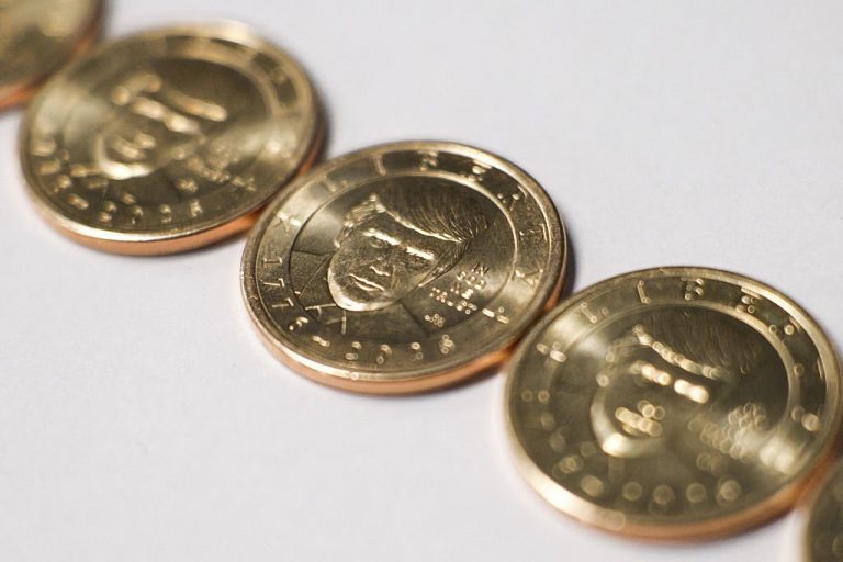 The Ongoing Grift Continues: Donald Trump’s Coin Features Hilarious Design Gaffe
