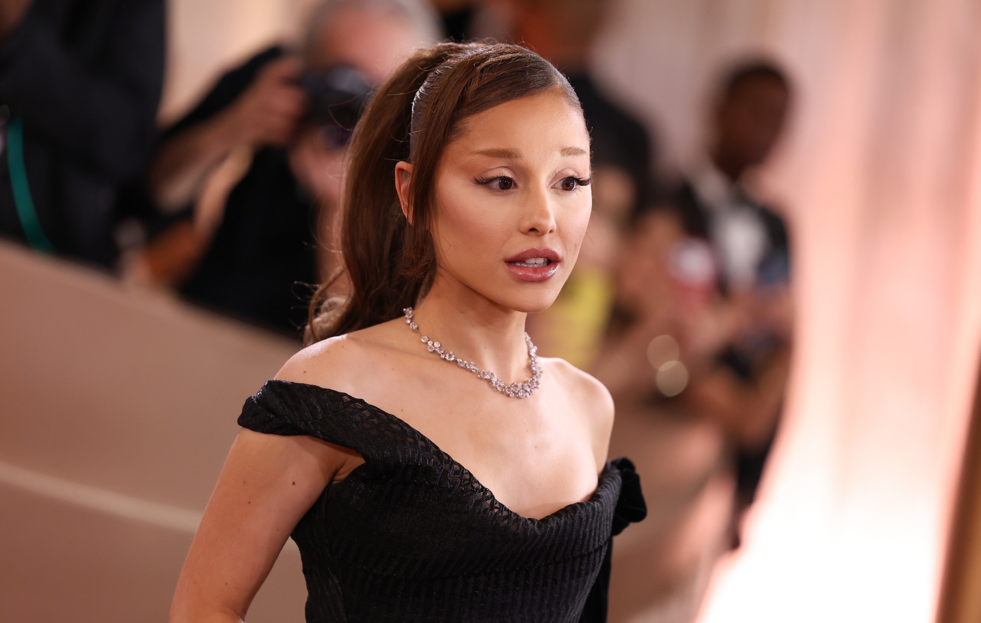 Ariana Grande clashes with Ben Stiller in ‘Focker-In-Law’ trailer