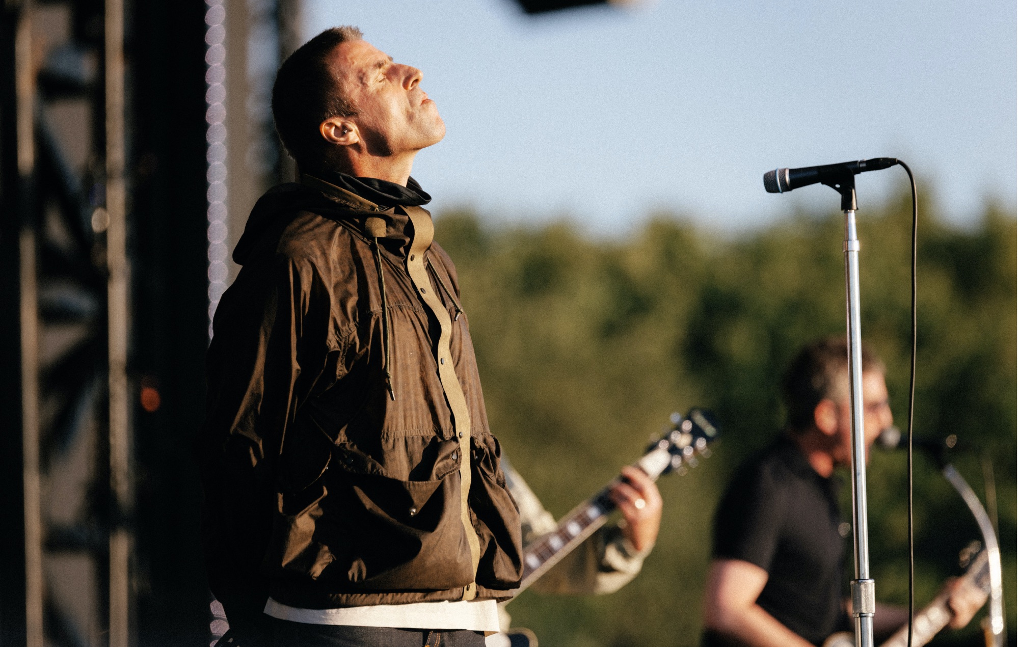 Is the new Oasis teaser telling us they’re playing a Manchester residency?